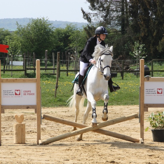 Douzy Espace Equestre : 1 coup de Saut pour 1 coup de Pouce
