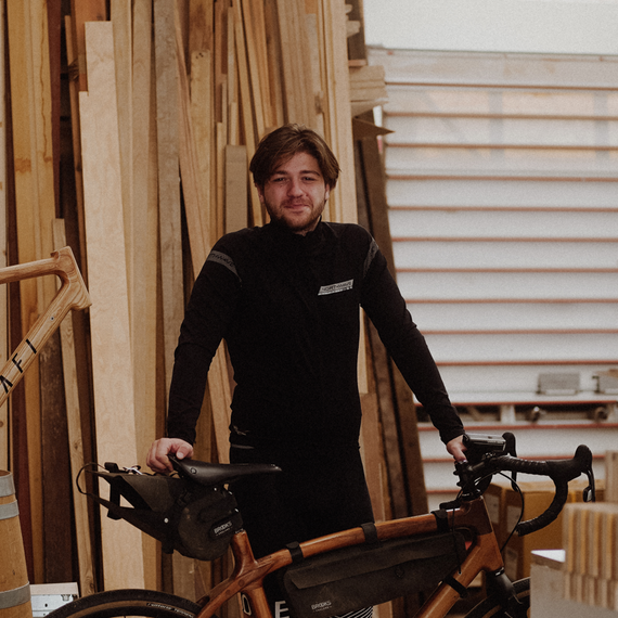 Wood World Tour - Tour du Monde Sur un vélo en bois